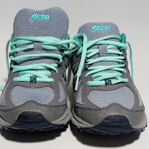Asics Women's Gray Sneakers with Mint Laces